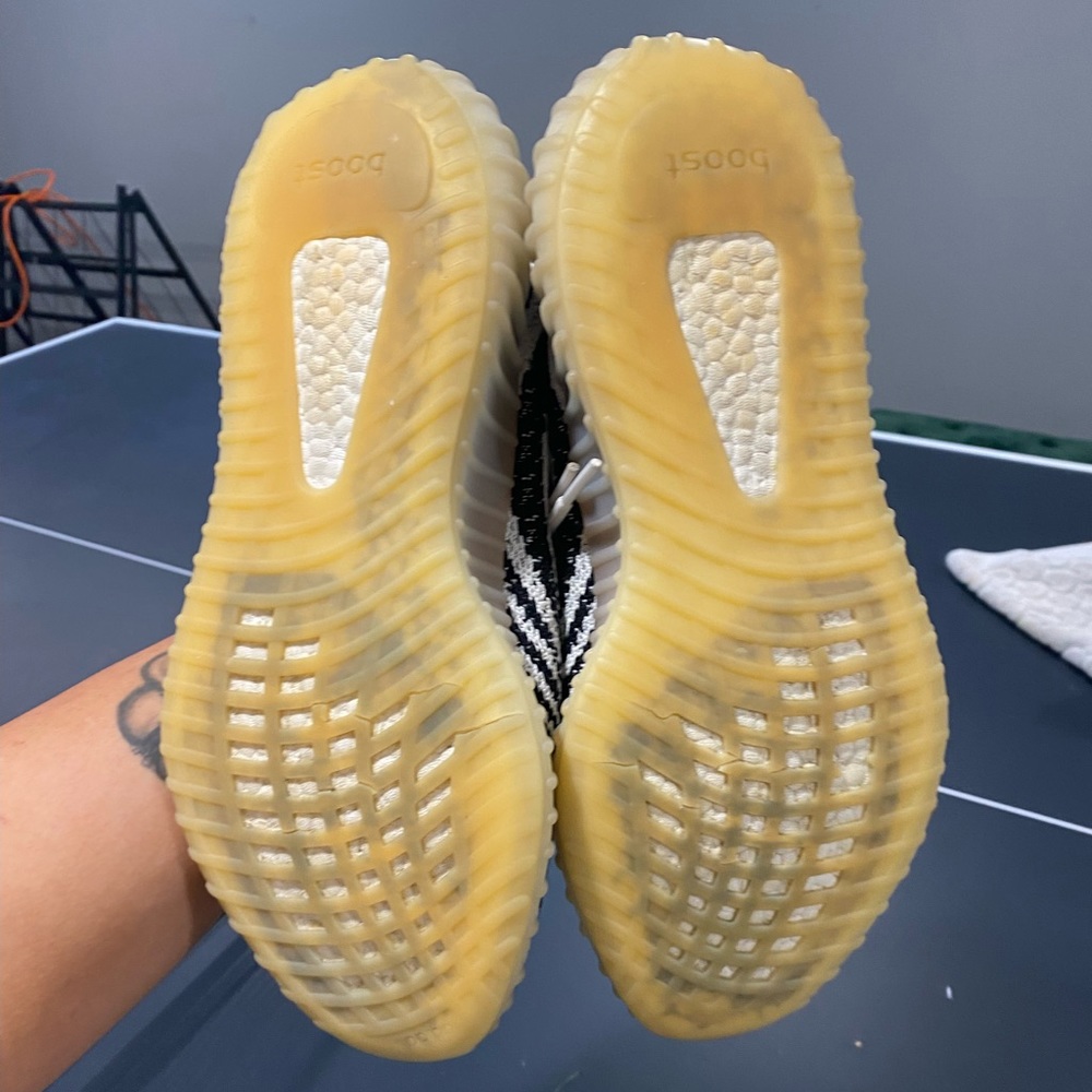 Yeezy 350 zebra - Picture 6 of 8
